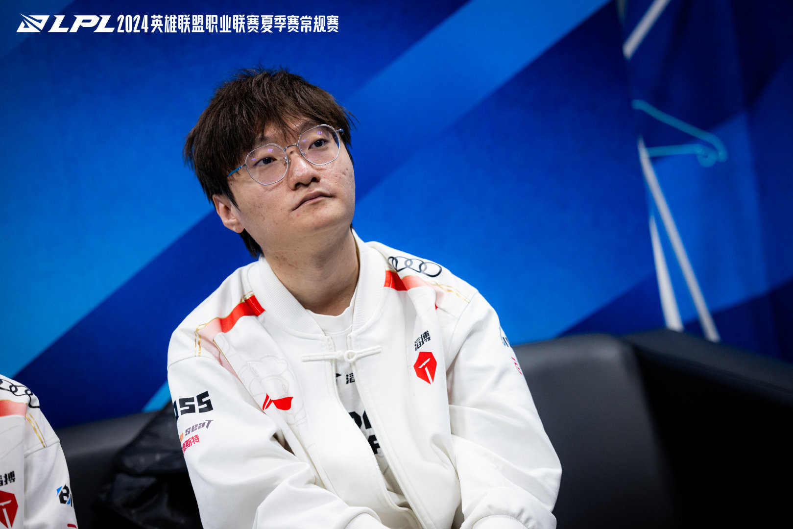 亚博体育-Scout赛事官方发布赛况扑朔迷离新规，掘金争议不断！的简单介绍